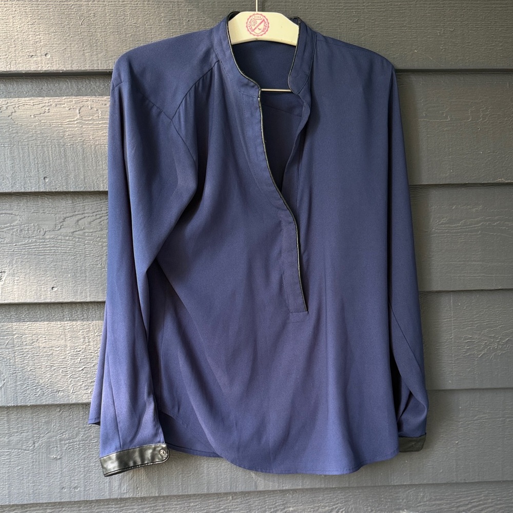 Ann Taylor long sleeve top